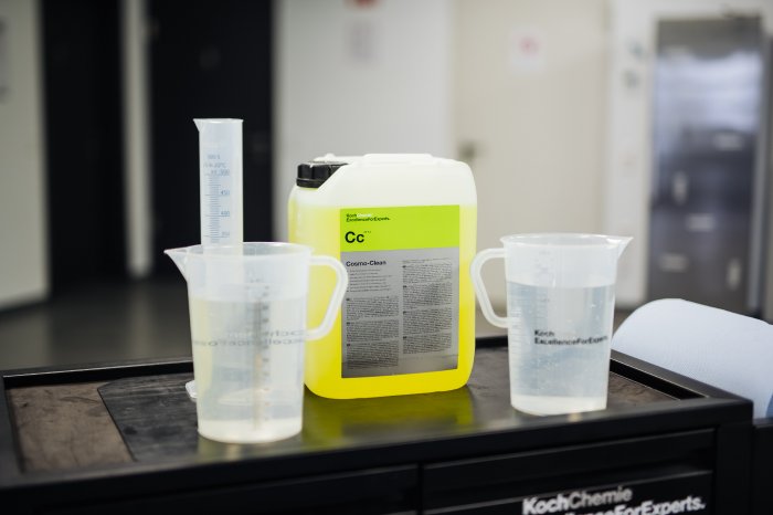 Přípravek na čištění a mytí podlah Koch Cosmo Clean 22 kg-2