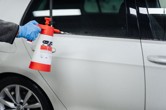 Odstraňovač polétavé rzi Koch Reactive Rust Remover 500 ml-7